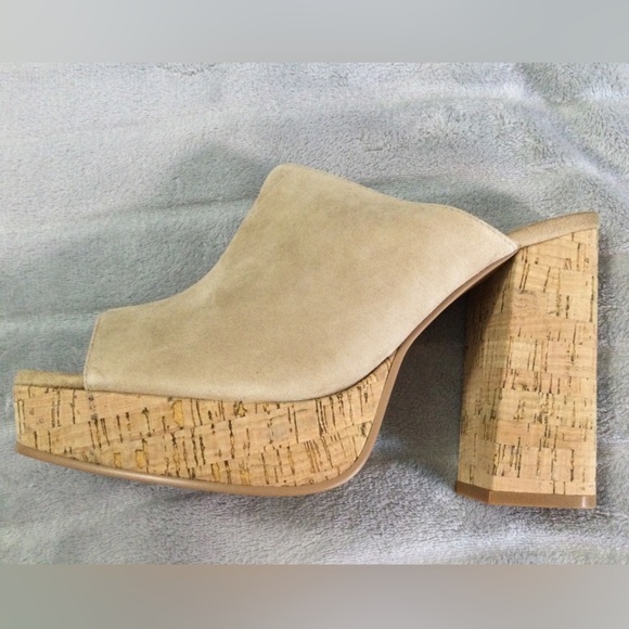 Lisa Vicky Joy Camel Kid Suede Platform Mules Size 9M - Picture 8 of 12